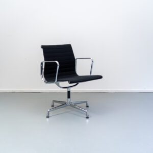 Vitra Eames EA 108 Stoel Zwart Hopsak - Chroom