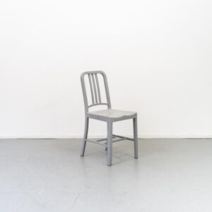 Emeco 111 Navy Chair Stoel Grijs Recycled Pet