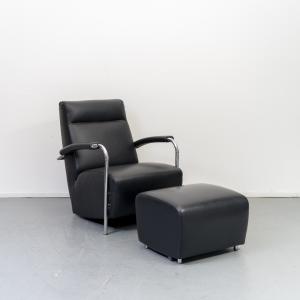 Leolux Scylla Hoog Fauteuil Zwart Leer + Hocker