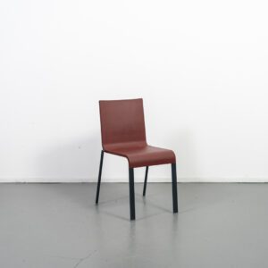 Vitra .03 Stoel Rood Kunststof (Stapelbaar) - Aluminium