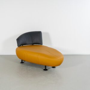 Leolux Kikko Chaise Longue Fauteuil Zwart/Maïsgeel Leer