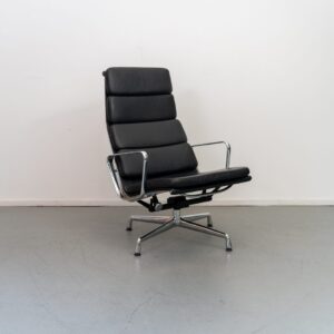 Vitra Eames EA 222 Fauteuil Zwart Leer - Aluminium