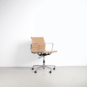Vitra EA 117 Bureaustoel Camel Leer - Aluminium