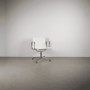 Vitra Eames EA 108 Stoel Wit Leer - Chroom