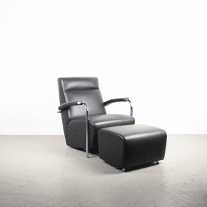 Leolux Scylla Hoog Fauteuil Zwart Leer + Hocker