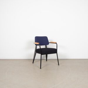Vitra Direction Fauteuil Donkerblauw/Zwart Stof
