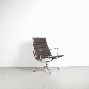 Vitra Eames EA 116 Fauteuil Bruin Leer - Aluminium