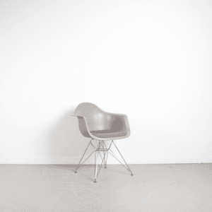 Vitra Eames DAR Stoel Taupe Kunststof - Chroom