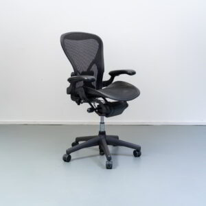 Herman Miller Aeron Graphite Pellicle Maat B - Graphite