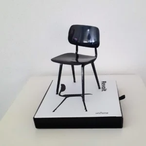 Ahrend Revolt Stoel Zwart Miniatuur
